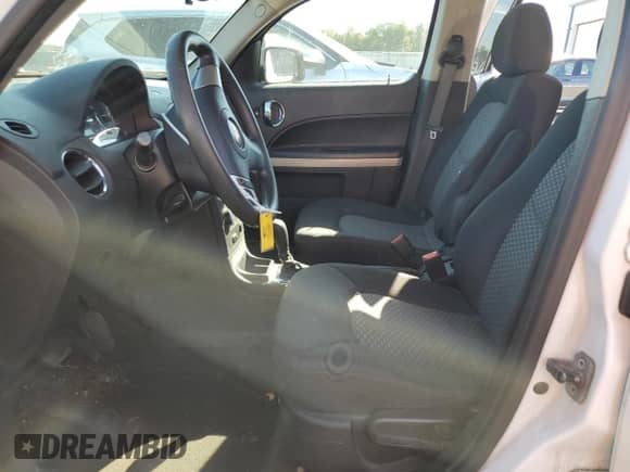 2009 Chevrolet HHR LS z VIN 3GNCA13B39S601056, wystawiony jako Copart lot #74245364 z przebiegiem 138 801 mil mil oraz Czysty tytuł • Clean title. Historia ofert i sprzedaży dostępna na DreamBid. Obrazek 7.