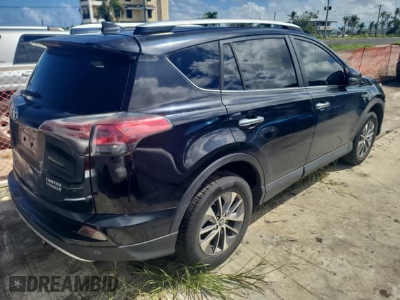 ✅ 2016 Toyota RAV4 Limited • VIN: JTMDJREV0GD016161 • Лот: 85170955. Опубликован ранее на Copart с пробегом 63 537 миль. Бесплатный доступ к архиву аукционных продаж из США и подробный отчёт об истории автомобиля на DreamBid. Изображение 3.