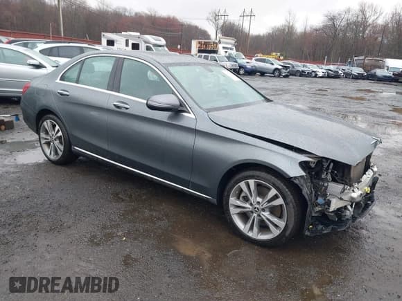 ✅ 2019 Mercedes-Benz C 300 • VIN: 55SWF8EBXKU291272 • Lot: 41976071. Wystawiony na IAAI z przebiegiem 59 100 mil. Bezpłatny archiwum sprzedaży aukcyjnych z USA i szczegółowy raport historii pojazdu na DreamBid. Zdjęcie 1.