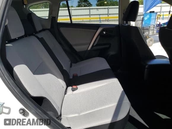 ✅ 2018 Toyota RAV4 XLE • VIN: JTMWFREV2JD132639 • Lot: 60962325. Wystawiony na Copart z przebiegiem 42 556 mil. Bezpłatny archiwum sprzedaży aukcyjnych z USA i szczegółowy raport historii pojazdu na DreamBid. Zdjęcie 11.