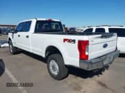 ✅ 2019 Ford F-250 XL • VIN: 1FT7W2BT4KEC80026 • Lot: 43401211. Wystawiony na IAAI z przebiegiem 96 514 mil. Bezpłatny archiwum sprzedaży aukcyjnych z USA i szczegółowy raport historii pojazdu na DreamBid. Zdjęcie 3.