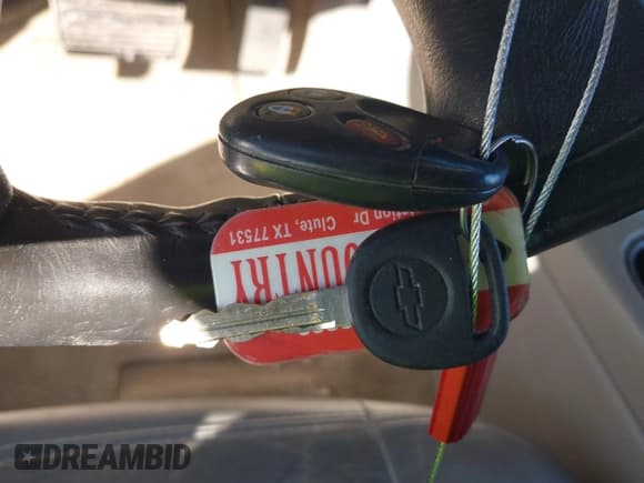 ✅ 2006 Chevrolet Suburban LS • VIN: 1GNEC16Z36J103142 • Лот: 40894510. Опубликован ранее на IAAI с пробегом 109 657 миль. Бесплатный доступ к архиву аукционных продаж из США и подробный отчёт об истории автомобиля на DreamBid. Изображение 11.