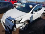 ✅ 2023 Tesla Model Y Long Range • VIN: 7SAYGDEE6PF683699 • Lot: 43660073. Wystawiony na IAAI z przebiegiem 35 988 mil. Bezpłatny archiwum sprzedaży aukcyjnych z USA i szczegółowy raport historii pojazdu na DreamBid. Zdjęcie 2.