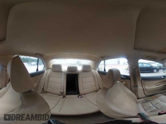 ✅ 2006 Volkswagen Jetta 2.5L • VIN: 3VWSF71K46M702678 • Lot: 40882527. Wystawiony na IAAI z przebiegiem 86 506 mil. Bezpłatny archiwum sprzedaży aukcyjnych z USA i szczegółowy raport historii pojazdu na DreamBid. Zdjęcie 19.