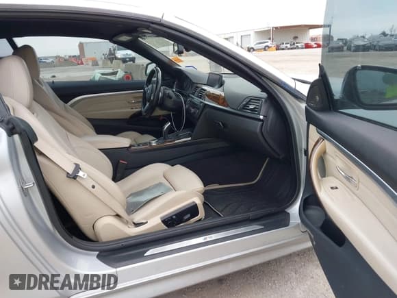 ✅ 2014 BMW 4 Series 435i • VIN: WBA3T3C55EP737428 • Лот: 41347382. Опубликован ранее на IAAI с пробегом 129 513 миль. Бесплатный доступ к архиву аукционных продаж из США и подробный отчёт об истории автомобиля на DreamBid. Изображение 5.