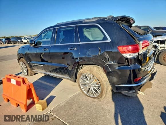 ✅ 2017 Jeep Grand Cherokee Summit • VIN: 1C4RJEJG7HC868892 • Lot: 90484475. Listed on Copart with 102,865 mi. Free auction sales archive from the USA and detailed vehicle history report at DreamBid. Image 2.