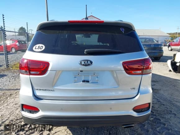✅ 2019 Kia Sorento LX • VIN: 5XYPG4A53KG585861 • Лот: 43512101. Опубликован ранее на IAAI с пробегом 53 798 миль. Бесплатный доступ к архиву аукционных продаж из США и подробный отчёт об истории автомобиля на DreamBid. Изображение 16.