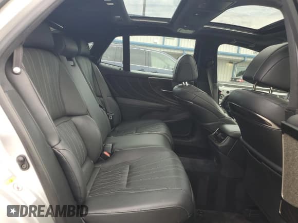 ✅ 2018 Lexus LS 500 • VIN: JTHB5LFFXJ5001540 • Lot: 82084134. Listed on Copart with 58,974 mi. Free auction sales archive from the USA and detailed vehicle history report at DreamBid. Image 10.