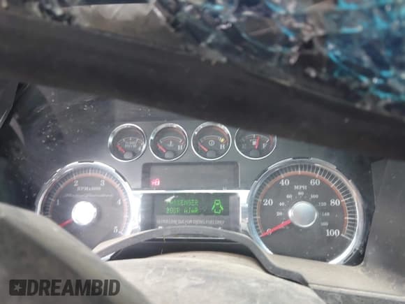 ✅ 2008 Ford F-250 XL • VIN: 1FTSW21R28ED40362 • Lot: 43427842. Listed on IAAI with 185,492 mi. Free auction sales archive from the USA and detailed vehicle history report at DreamBid. Image 7.