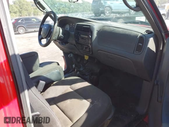 ✅ 2004 Ford Ranger XL • VIN: 1FTYR10U34TA02427 • Lot: 43383301. Listed on IAAI with Not provided. Free auction sales archive from the USA and detailed vehicle history report at DreamBid. Image 5.