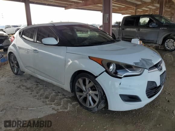 ✅ 2016 Hyundai Veloster • VIN: KMHTC6AD7GU284637 • Lot: 79264494. Wystawiony na Copart z przebiegiem 137 199 mil. Bezpłatny archiwum sprzedaży aukcyjnych z USA i szczegółowy raport historii pojazdu na DreamBid. Zdjęcie 4.