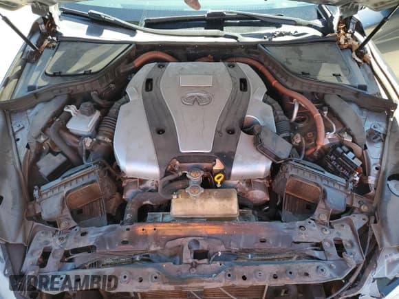 ✅ 2014 Infiniti Q50 Hybrid Premium • VIN: JN1AV7AP6EM690303 • Lot: 82169095. Listed on Copart with 139,620 mi. Free auction sales archive from the USA and detailed vehicle history report at DreamBid. Image 11.