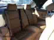 1998 BMW 3 Series 323i z VIN WBABJ732XWEA17086, wystawiony jako Copart lot #45030985 z przebiegiem 224 390 mil mil oraz Czysty tytuł • Clean title. Historia ofert i sprzedaży dostępna na DreamBid. Obrazek 10.