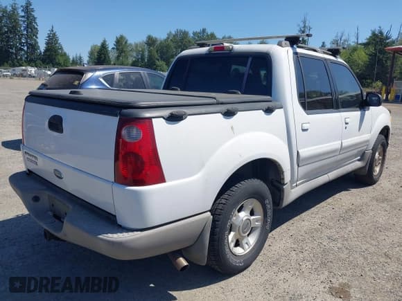 ✅ 2001 Ford Explorer Sport Trac • VIN: 1FMZU77E71UC81211 • Lot: 42773952. Wystawiony na IAAI z przebiegiem 195 382 mil. Bezpłatny archiwum sprzedaży aukcyjnych z USA i szczegółowy raport historii pojazdu na DreamBid. Zdjęcie 4.