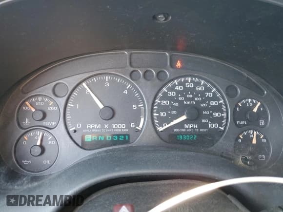 ✅ 2003 Chevrolet S-10 LS • VIN: 1GCDT13X43K136552 • Лот: 47115415. Опубликован ранее на Copart с пробегом 193 022 миль. Бесплатный доступ к архиву аукционных продаж из США и подробный отчёт об истории автомобиля на DreamBid. Изображение 9.