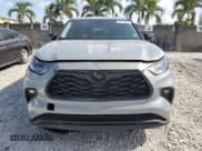 ✅ 2024 Toyota Highlander Hybrid XLE • VIN: 5TDKARAH5RS530697 • Лот: 54120005. Опубликован ранее на Copart с пробегом 13 098 миль. Бесплатный доступ к архиву аукционных продаж из США и подробный отчёт об истории автомобиля на DreamBid. Изображение 5.