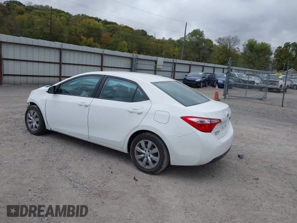 ✅ 2014 Toyota Corolla S Plus • VIN: 5YFBURHE0EP068362 • Lot: 43504813. Wystawiony na IAAI z przebiegiem 138 506 mil. Bezpłatny archiwum sprzedaży aukcyjnych z USA i szczegółowy raport historii pojazdu na DreamBid. Zdjęcie 3.