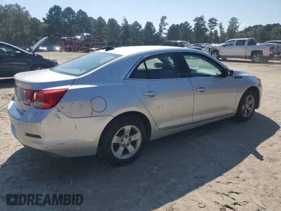 ✅ 2013 Chevrolet Malibu LS • VIN: 1G11A5SA2DF137960 • Lot: 81002105. Wystawiony na Copart z przebiegiem 179 729 mil mil. Skorzystaj z bezpłatnego archiwum sprzedaży aukcyjnych z USA i zobacz szczegółowy raport historii pojazdu na DreamBid. Zdjęcie 3.