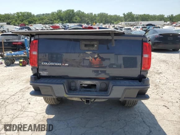 ✅ 2018 Chevrolet Colorado 4WD Z71 • VIN: 1GCGTDEN2J1249459 • Лот: 67753995. Опубликован ранее на Copart с пробегом Не указан. Бесплатный доступ к архиву аукционных продаж из США и подробный отчёт об истории автомобиля на DreamBid. Изображение 6.