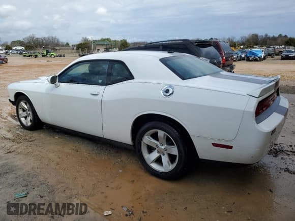 ✅ 2013 Dodge Challenger Rallye Redline • VIN: 2C3CDYAG6DH540177 • Lot: 43340525. Wystawiony na Copart z przebiegiem 129 850 mil. Bezpłatny archiwum sprzedaży aukcyjnych z USA i szczegółowy raport historii pojazdu na DreamBid. Zdjęcie 2.