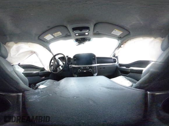 ✅ 2022 Ford F-150 XL • VIN: 1FTFW1E88NKD97983 • Lot: 42827622. Wystawiony na IAAI z przebiegiem 86 393 mil. Bezpłatny archiwum sprzedaży aukcyjnych z USA i szczegółowy raport historii pojazdu na DreamBid. Zdjęcie 19.