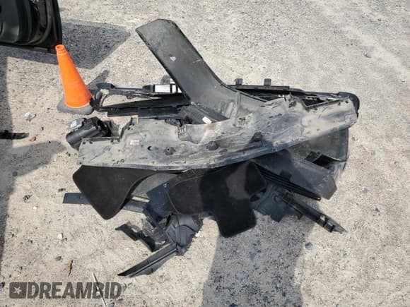 ✅ 2022 Dodge Challenger R/T Scat Pack Widebody • VIN: 2C3CDZFJ7NH122528 • Lot: 67906613. Listed on Copart with 12,809 mi. Free auction sales archive from the USA and detailed vehicle history report at DreamBid. Image 14.