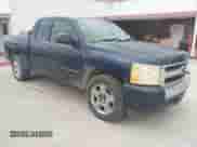 2008 Chevrolet Silverado 1500 Work Truck with VIN 1GCEC19X98Z293052, listed as a IAAI auction lot 42165426 with 287,865 mi miles and . Bid and sale history available at DreamBid. Image 1.