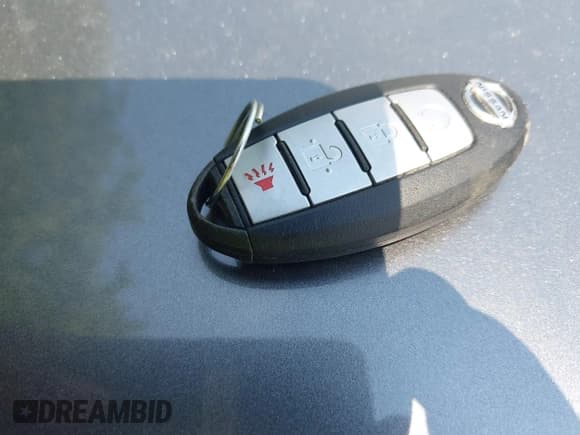 ✅ 2017 Nissan Rogue S • VIN: JN1BJ1CR9HW104696 • Lot: 42579125. Listed on IAAI with 51,856 mi. Free auction sales archive from the USA and detailed vehicle history report at DreamBid. Image 11.