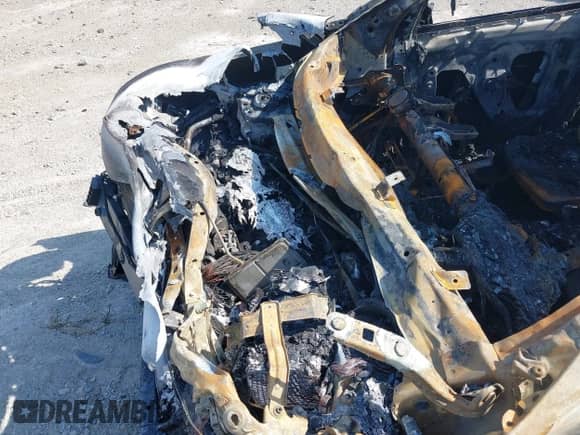 2018 Chevrolet Equinox LT с VIN 3GNAXUEU0JL157624, выставлен на аукционе IAAI как лот 42807158 с пробегом Не указан миль и . История ставок и продаж доступна на DreamBid. Изображение 10.