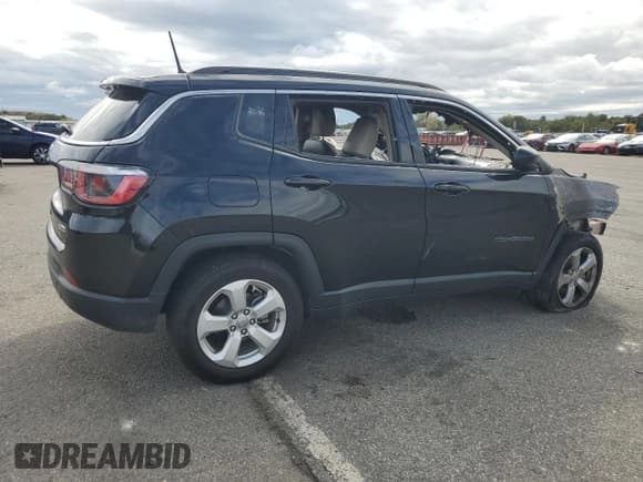 ✅ 2018 Jeep Compass Latitude • VIN: 3C4NJDBBXJT150517 • Lot: 85744855. Listed on Copart with Not provided. Free auction sales archive from the USA and detailed vehicle history report at DreamBid. Image 3.