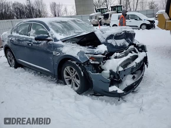 ✅ 2018 Ford Taurus SEL • VIN: 1FAHP2H84JG113761 • Lot: 88462865. Listed on Copart with 78,850 mi. Free auction sales archive from the USA and detailed vehicle history report at DreamBid. Image 13.