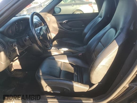 ✅ 2001 Porsche Boxster • VIN: WP0CA29831U623606 • Lot: 90944005. Listed on Copart with 89,647 mi. Free auction sales archive from the USA and detailed vehicle history report at DreamBid. Image 7.