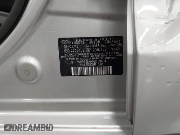 ✅ 2017 Hyundai Elantra • VIN: KMHD35LHXHU359864 • Lot: 42883259. Listed on IAAI with 68,520 mi. Free auction sales archive from the USA and detailed vehicle history report at DreamBid. Image 9.