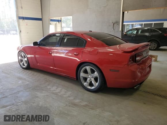 ✅ 2011 Dodge Charger Mopar 11 • VIN: 2B3CL5CT2BH505660 • Лот: 86255435. Опубликован ранее на Copart с пробегом 43 791 миль. Бесплатный доступ к архиву аукционных продаж из США и подробный отчёт об истории автомобиля на DreamBid. Изображение 2.