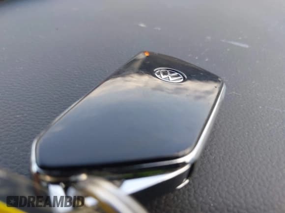 ✅ 2024 Volkswagen Atlas SE • VIN: 1V2DR2CA1RC576374 • Lot: 42491607. Listed on IAAI with 23,355 mi. Free auction sales archive from the USA and detailed vehicle history report at DreamBid. Image 11.