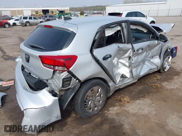 ✅ 2018 Kia Rio LX • VIN: 3KPA25AB8JE094309 • Lot: 41908340. Wystawiony na IAAI z przebiegiem 95 867 mil. Bezpłatny archiwum sprzedaży aukcyjnych z USA i szczegółowy raport historii pojazdu na DreamBid. Zdjęcie 4.