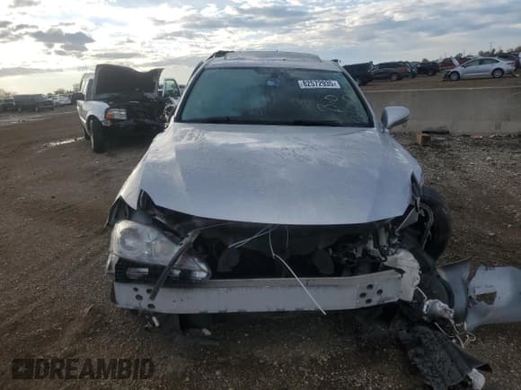 ✅ 2009 Lexus IS 250 • VIN: JTHCK262195029033 • Lot: 82572935. Wystawiony na Copart z przebiegiem Nie podano. Bezpłatny archiwum sprzedaży aukcyjnych z USA i szczegółowy raport historii pojazdu na DreamBid. Zdjęcie 5.