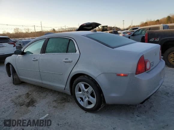 ✅ 2012 Chevrolet Malibu 1LS • VIN: 1G1ZB5E00CF157500 • Lot: 82293564. Listed on Copart with 20,487 mi. Free auction sales archive from the USA and detailed vehicle history report at DreamBid. Image 2.