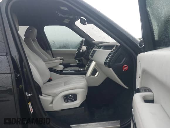 ✅ 2016 Land Rover Range Rover HSE • VIN: SALGS2PF8GA309307 • Лот: 42451436. Опубликован ранее на IAAI с пробегом 94 407 миль. Бесплатный доступ к архиву аукционных продаж из США и подробный отчёт об истории автомобиля на DreamBid. Изображение 5.