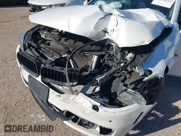 ✅ 2014 BMW 5 Series 528i • VIN: WBA5A5C54ED507326 • Lot: 43752653. Listed on IAAI with 159,147 mi. Free auction sales archive from the USA and detailed vehicle history report at DreamBid. Image 6.