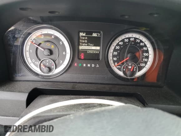 ✅ 2015 Ram 2500 SLT • VIN: 3C6TR4DT3FG573355 • Лот: 53680525. Опубликован ранее на Copart с пробегом 129 230 миль. Бесплатный доступ к архиву аукционных продаж из США и подробный отчёт об истории автомобиля на DreamBid. Изображение 9.