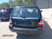 ✅ 2008 Subaru Forester X • VIN: JF1SG65638H728466 • Lot: 42156954. Listed on IAAI with 127,933 mi. Free auction sales archive from the USA and detailed vehicle history report at DreamBid. Image 17.