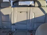 ✅ 2016 Chevrolet Suburban LT • VIN: 1GNSCHKC4GR446168 • Lot: 96157215. Wystawiony na Copart z przebiegiem 111 513 mil. Bezpłatny archiwum sprzedaży aukcyjnych z USA i szczegółowy raport historii pojazdu na DreamBid. Zdjęcie 10.