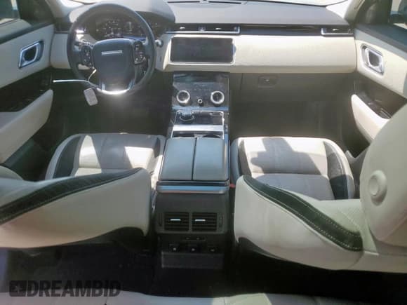 ✅ 2018 Land Rover Range Rover Velar S • VIN: SALYB2RX4JA747615 • Lot: 80332335. Listed on Copart with 71,900 mi. Free auction sales archive from the USA and detailed vehicle history report at DreamBid. Image 8.
