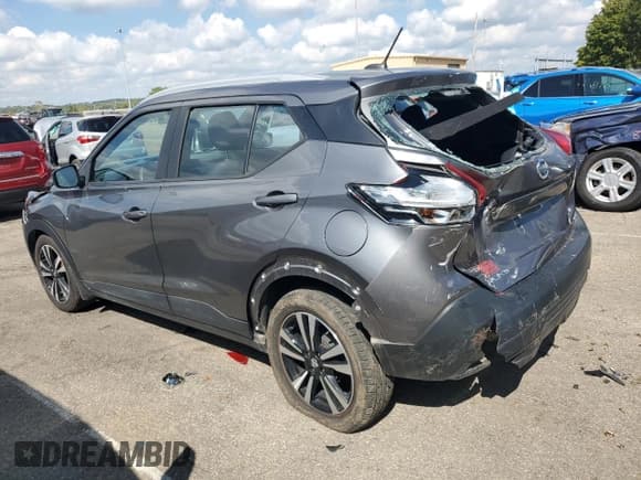 ✅ 2018 Nissan Kicks SV • VIN: 3N1CP5CU4JL538227 • Lot: 84356805. Wystawiony na Copart z przebiegiem 86 070 mil. Bezpłatny archiwum sprzedaży aukcyjnych z USA i szczegółowy raport historii pojazdu na DreamBid. Zdjęcie 2.