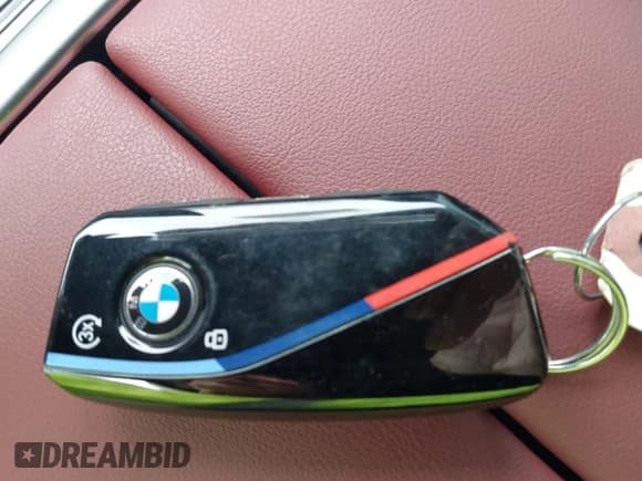 ✅ 2024 BMW X6 M60i • VIN: 5UX43EX04R9T65932 • Lot: 42758977. Wystawiony na IAAI z przebiegiem Nie podano. Bezpłatny archiwum sprzedaży aukcyjnych z USA i szczegółowy raport historii pojazdu na DreamBid. Zdjęcie 11.