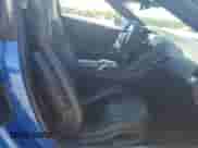 2014 Chevrolet Corvette Z51 1LT z VIN 1G1YG2D78E5120732, wystawiony jako Copart lot #57976955 z przebiegiem 68 193 mil mil oraz Szkoda całkowita • Salvage title. Historia ofert i sprzedaży dostępna na DreamBid. Obrazek 10.