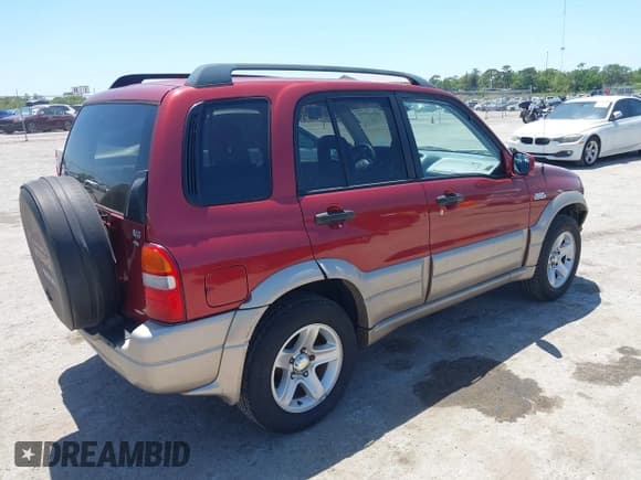 ✅ 2002 Suzuki Grand Vitara JLX • VIN: JS3TD62VX24158467 • Лот: 42063744. Опубликован ранее на IAAI с пробегом 78 998 миль. Бесплатный доступ к архиву аукционных продаж из США и подробный отчёт об истории автомобиля на DreamBid. Изображение 4.