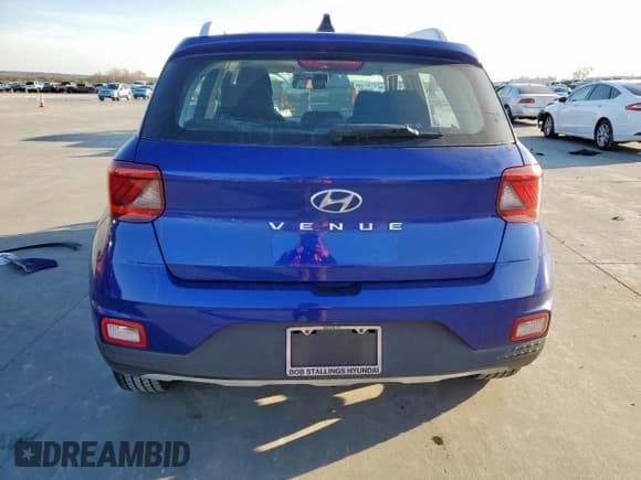 ✅ 2021 Hyundai Venue Denim • VIN: KMHRC8A30MU116119 • Lot: 45838645. Listed on Copart with 18,754 mi. Free auction sales archive from the USA and detailed vehicle history report at DreamBid. Image 6.