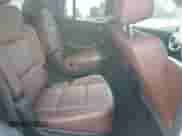 2019 Chevrolet Tahoe Premier z VIN 1GNSKCKJ4KR155263, wystawiony jako Copart lot #71058275 z przebiegiem 44 854 mil mil oraz Szkoda całkowita • Salvage title. Historia ofert i sprzedaży dostępna na DreamBid. Obrazek 11.